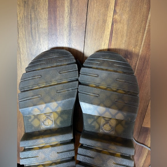 Dr Martens Tarik Utility Boots - Picture 7 of 10